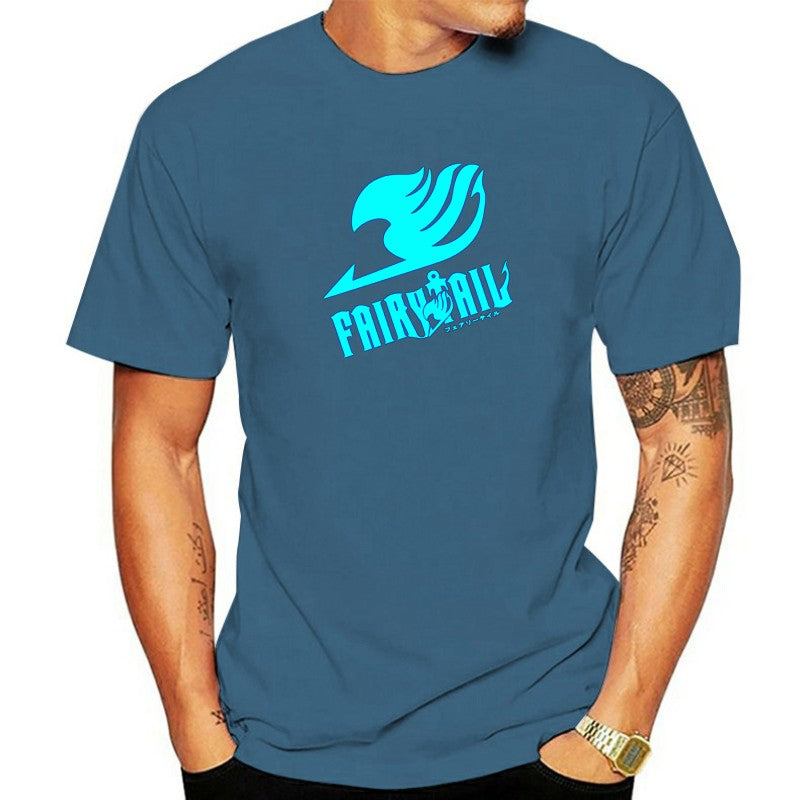 Camiseta Fairy Tail com logo luminoso