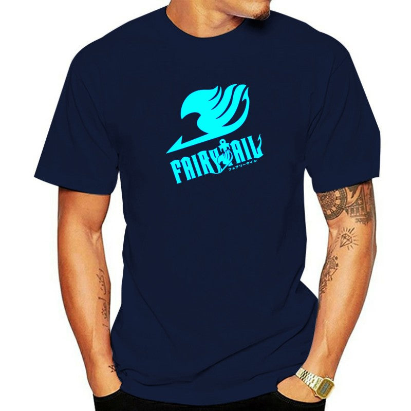 Camiseta Fairy Tail com logo luminoso