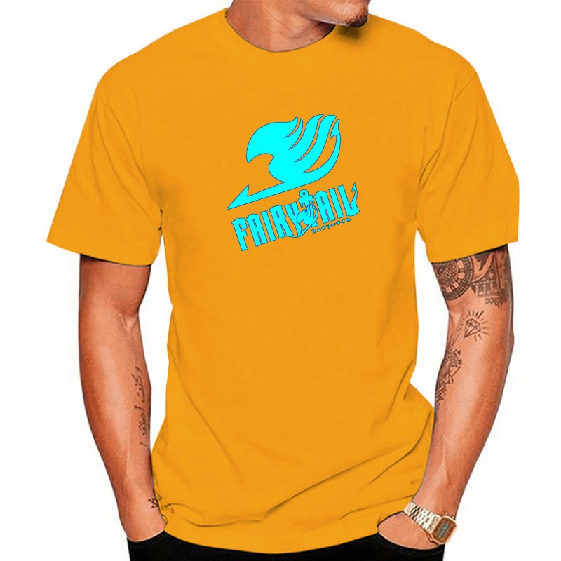 Camiseta Fairy Tail com logo luminoso