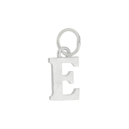 Colar com pingente de letras